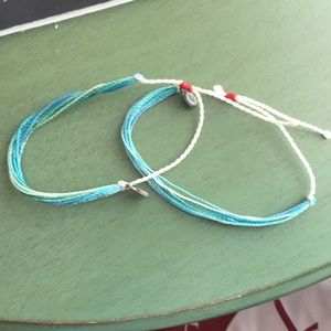 2 pure vida bracelets